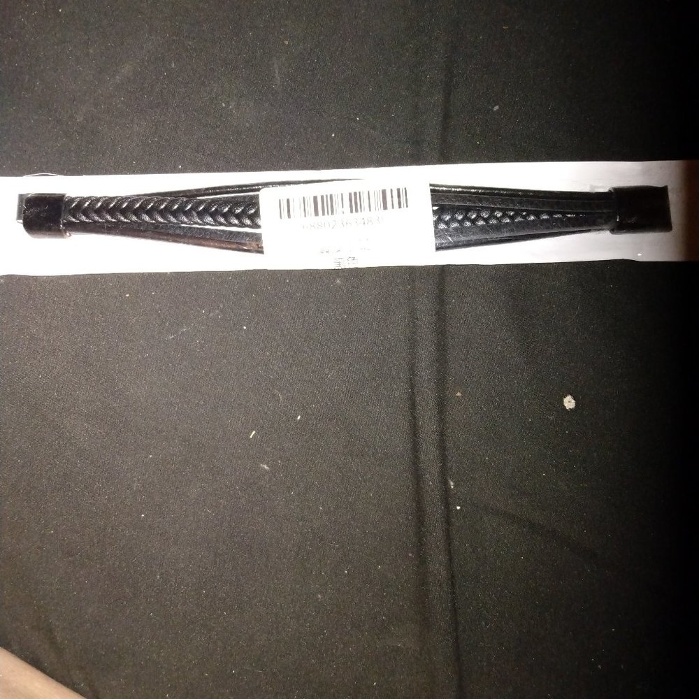 Genuine leather bracelet